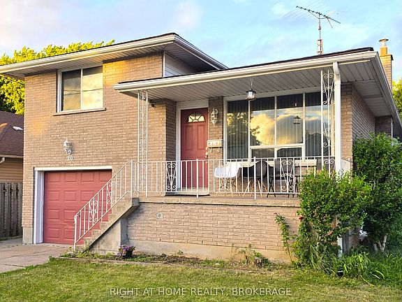 3rd image of 20 Augusta Ave