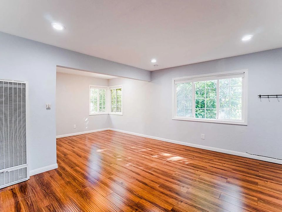 1st image of 1458 Hopkins St APT 4