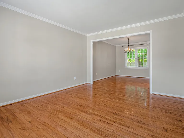 3924 Liberty Point Dr — Photo 9