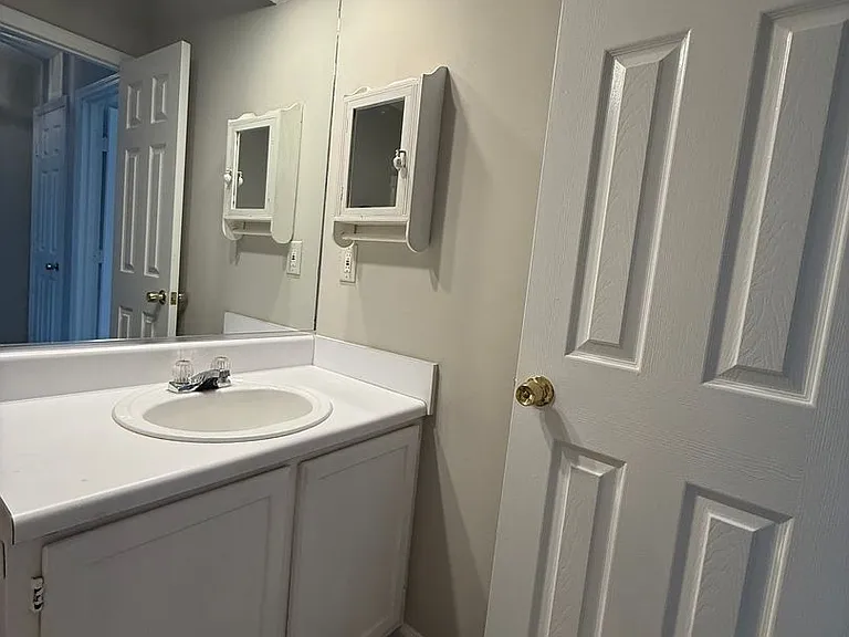 33 Londonberry Ln — Photo 13