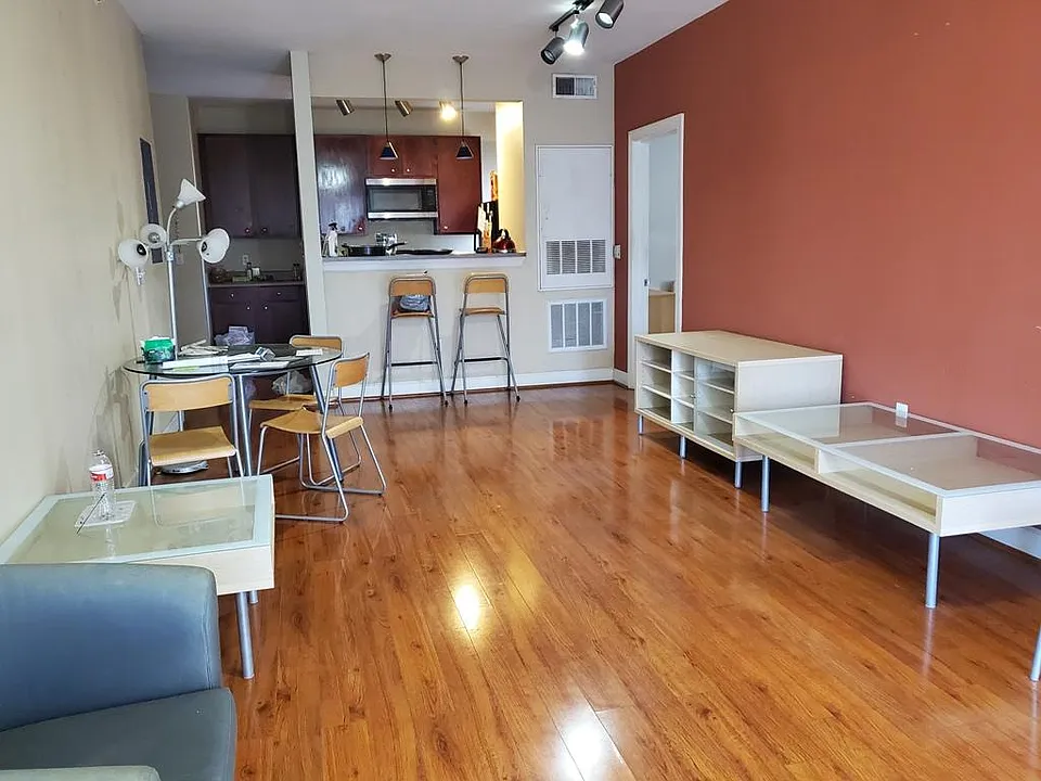 1901 Crossing Pl #1304