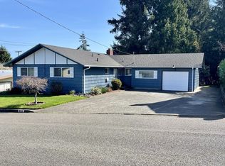 850 View St, Reedsport, OR 97467