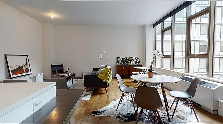 Sold by Modern Spaces | media 20