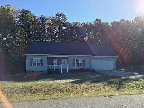 1st image of 441 Brookfield Dr