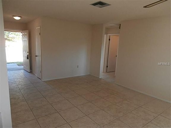 4th image of 10678 Oakhaven Dr