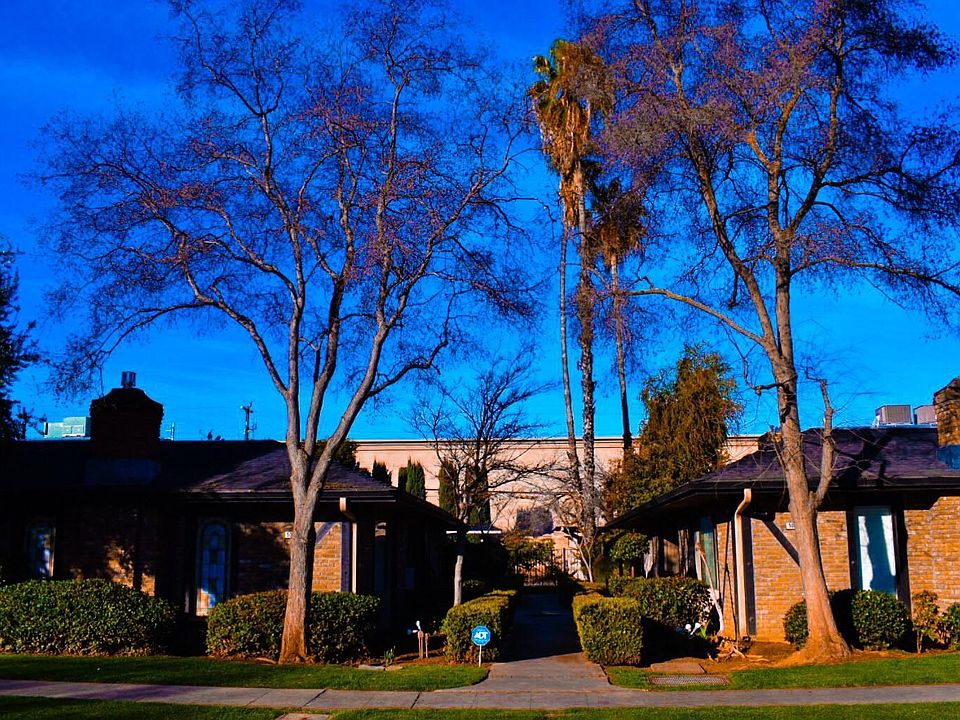 1st image of 5047 N Roosevelt Ave APT 201