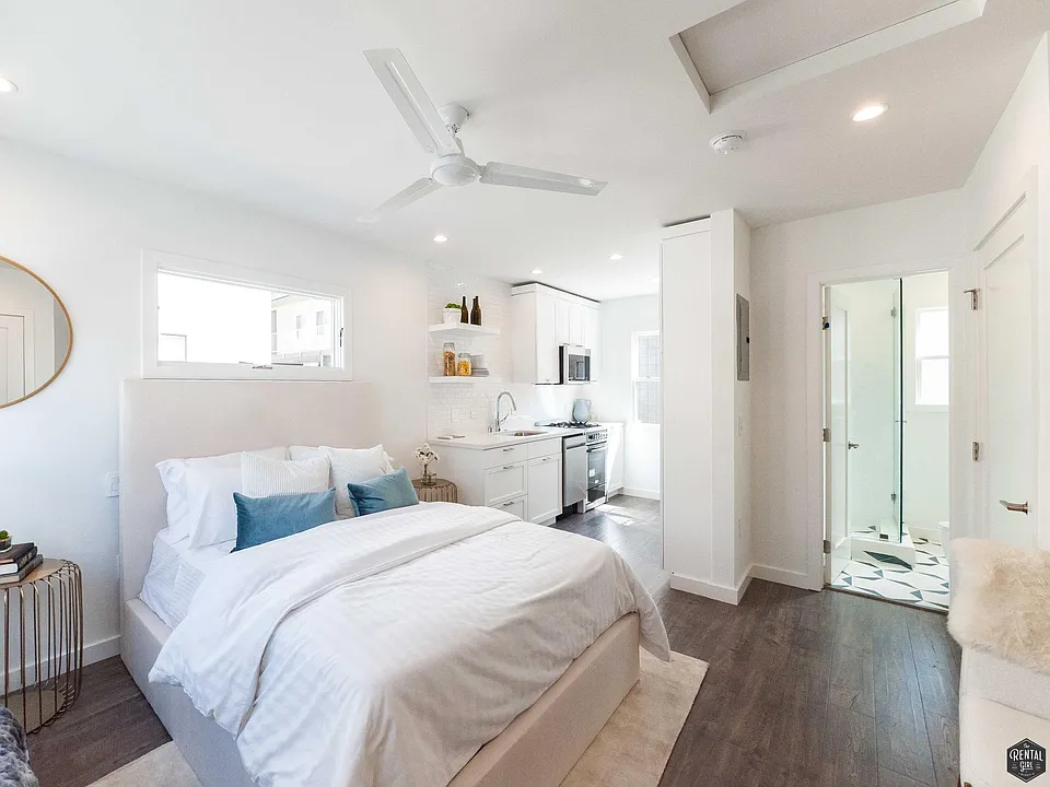20 Argonne Ave #5