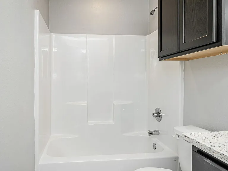 525 Fallbrook Dr — Photo 47