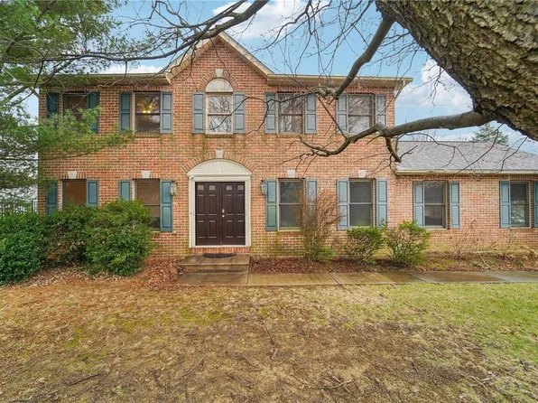 212 Aster St, Nazareth, PA 18064
