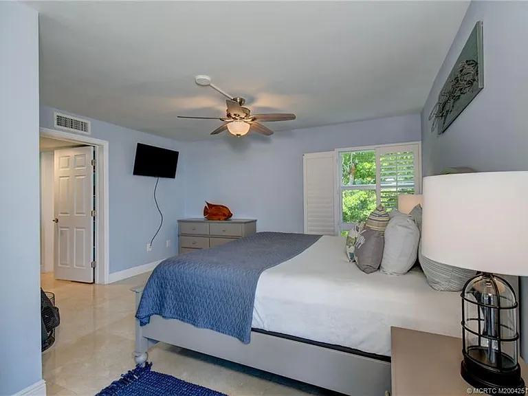 8302 Marina Villas Dr #8302 — Photo 42