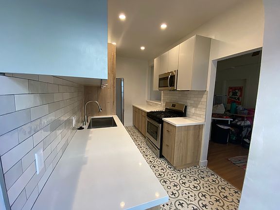5th image of 2666 Orchard Ave #8945e32e7