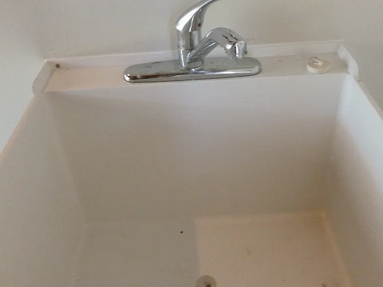 437 Central Ct — Photo 22
