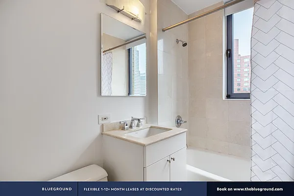 Rented by The Blueground | media 15