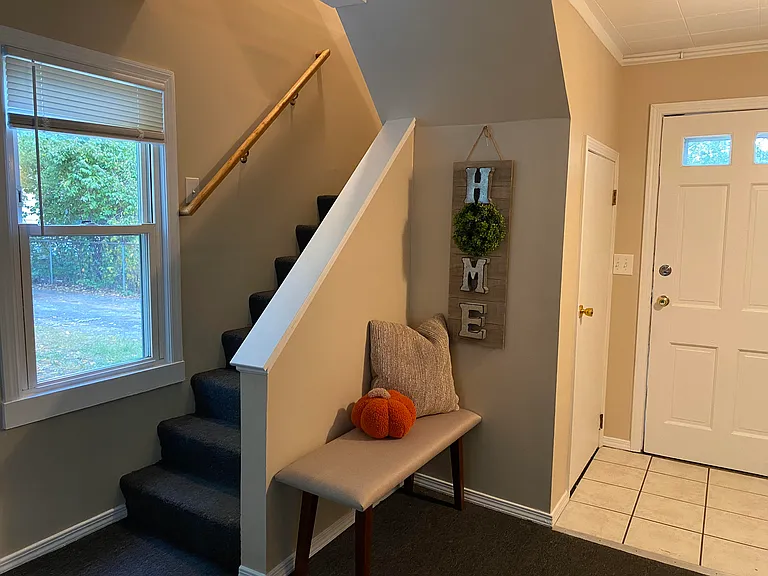527 Stonewood Ave — Photo 4