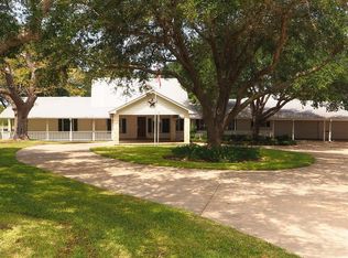 2311 Kruppa Rd, La Grange, TX 78945