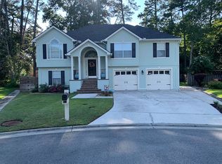 17 Rigger Ct, Savannah, GA 31410