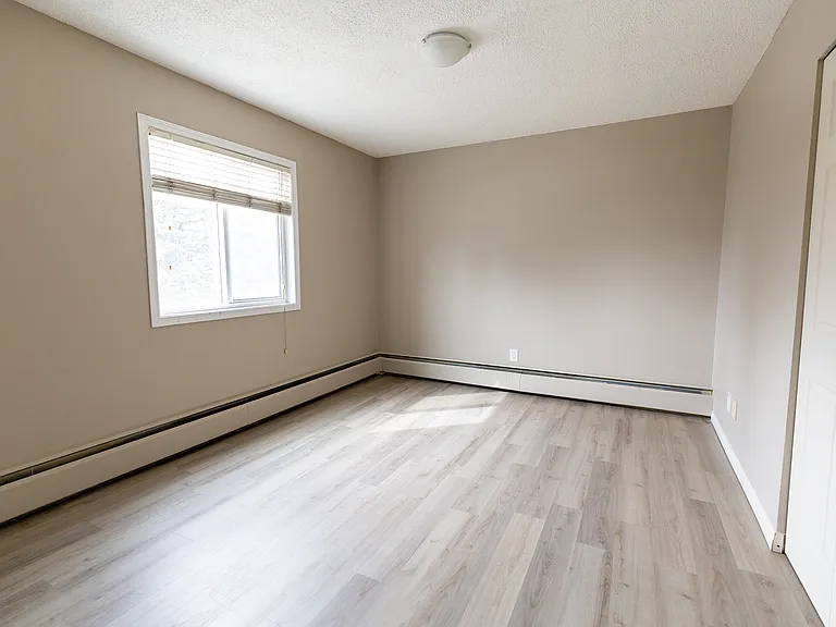 5355 Waverley Dr SW — Photo 7