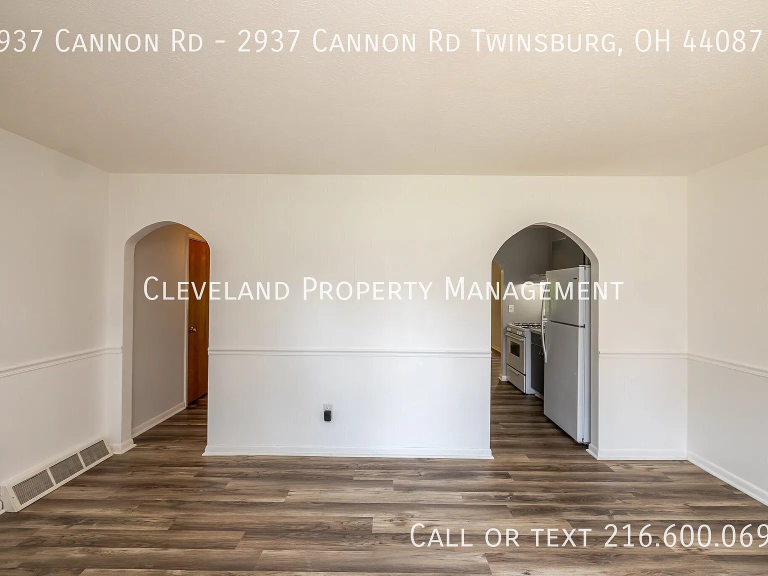 Updated Twinsburg Duplex with Garage, Central A/C & Enclosed Porch — Photo 4
