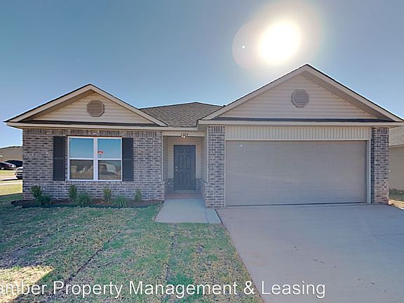 2nd image of 1304 Grace Dr