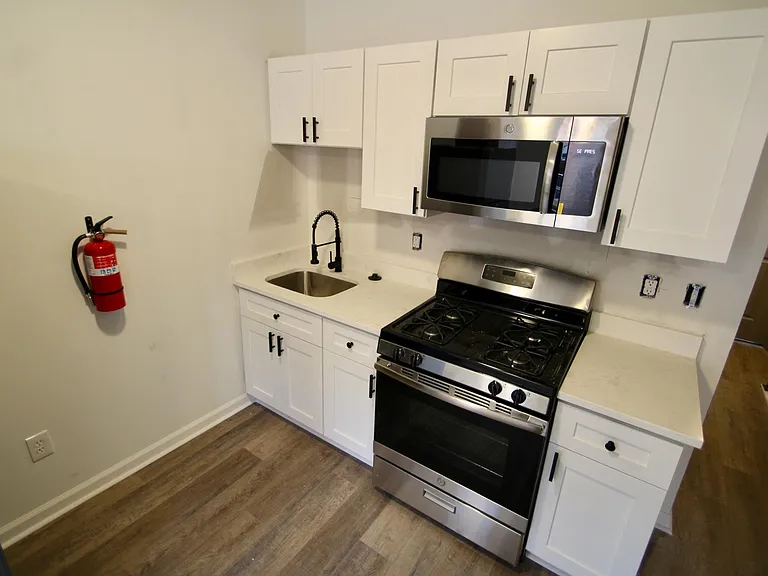 3150 Emerald St #2 — Photo 11