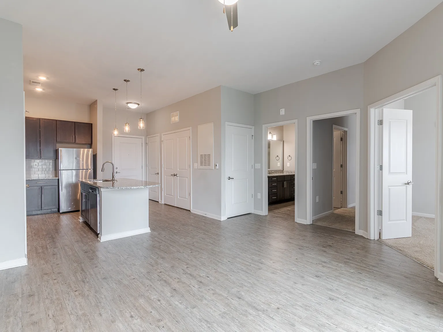 Residence at Riverwatch — Photo 4