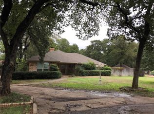 11635 Oakwood Ln, Fort Worth, TX 76179