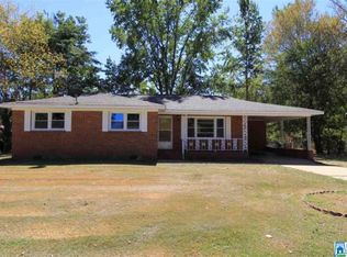 1201 Meadow Ln, Oxford, AL 36203