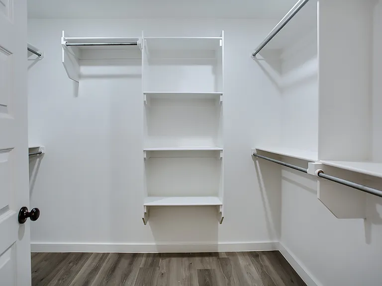 10512 Abbeville Ave — Photo 13