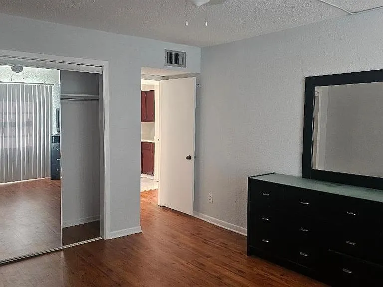 10365 Paradise Blvd #10 — Photo 6
