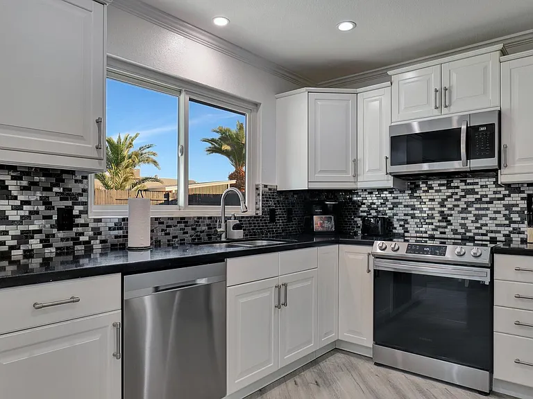2023 W Posada Cir — Photo 8