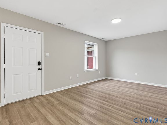 2nd image of 3510 E Richmond Rd #U6