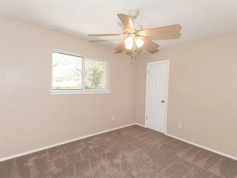 11601 Star View Trl — Photo 25