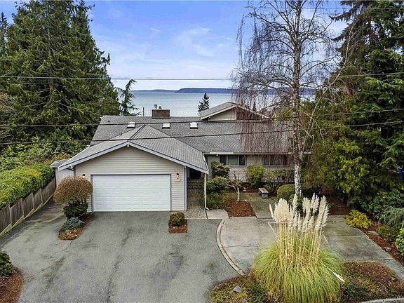 3rd image of 17140 Sea Lawn Dr