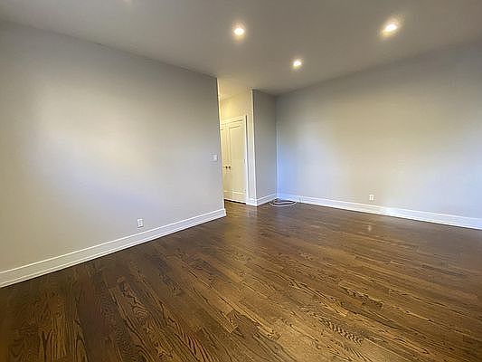 4th image of 700 Ocean Ave #1CC