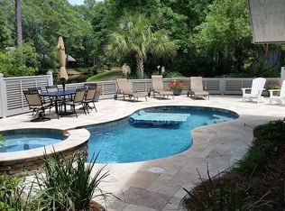 17 Deer Run Ln, Hilton Head Island, SC 29928