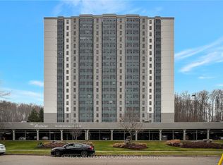 55 Green Valley Dr #411, Kitchener, ON