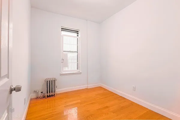 Rented by Hillel Realty Group | media 13