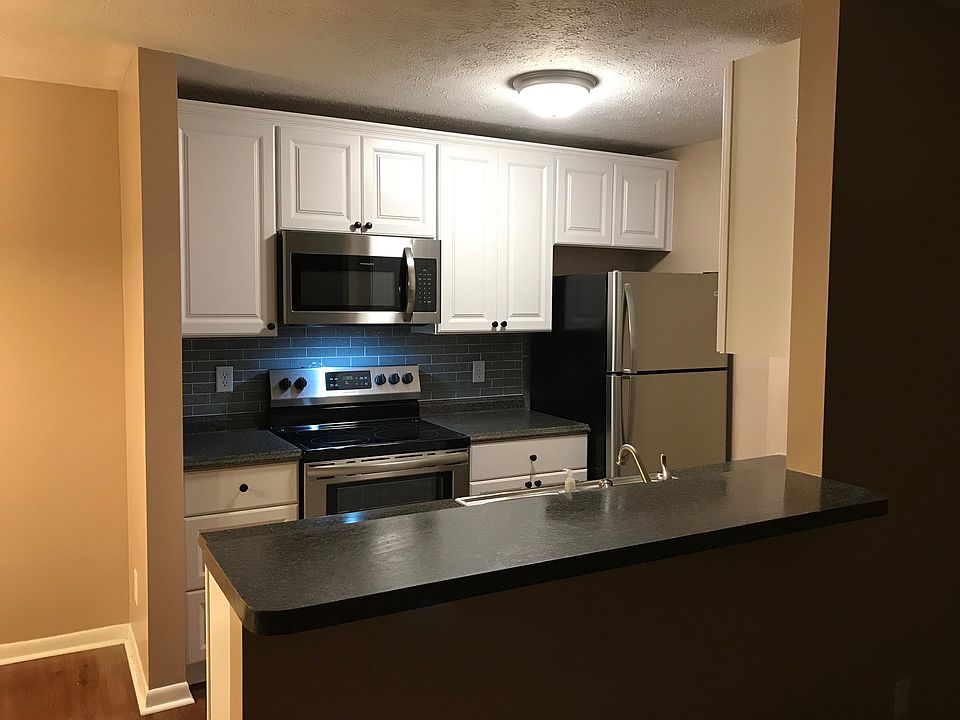 1st image of 5979-6 Meadowcreek Dr #5979-06