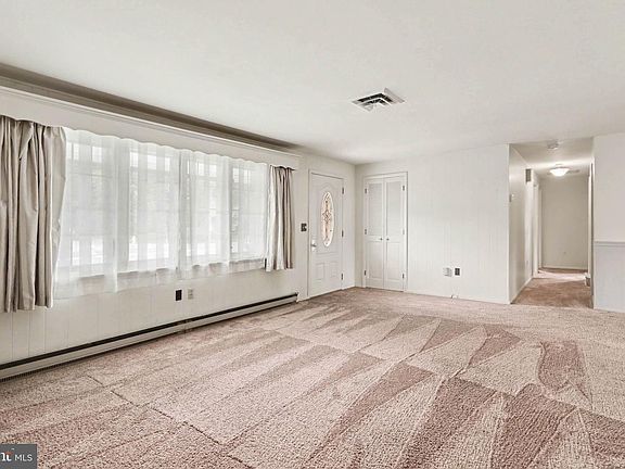 2nd image of 808 Forbes Rd