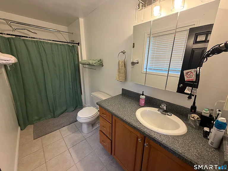 232 Scott St — Photo 14