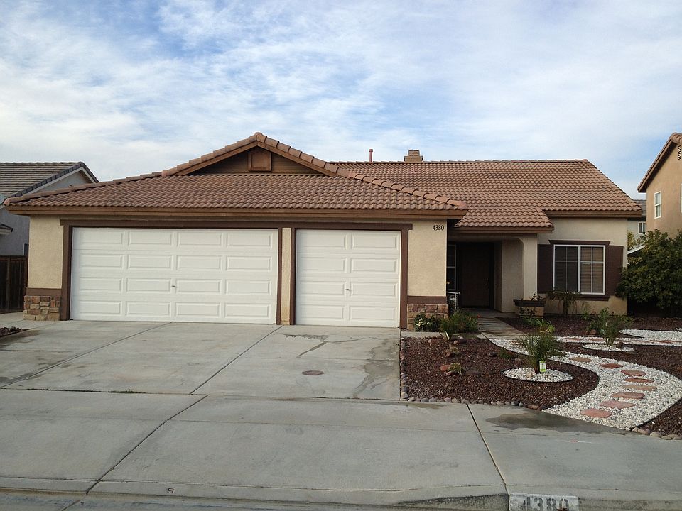 1st image of 4380 Thornbush Dr