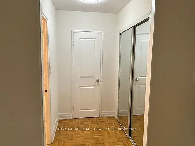 134 Lawton Blvd #105 — Photo 4