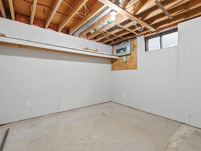 23 Crescentwood Dr — Photo 35