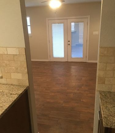 5th image of 4423 Leddy Dr