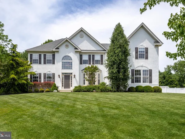 26 Azalea Dr, Lumberton, NJ 08048