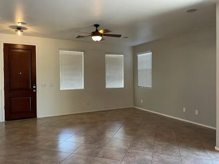 2175 S Sanders Dr — Photo 5