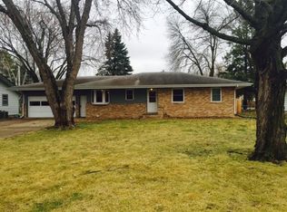 5395 Bryant St, Maple Plain, MN 55359