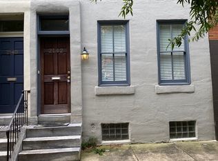 2142 Green St APT 2, Philadelphia, PA 19130