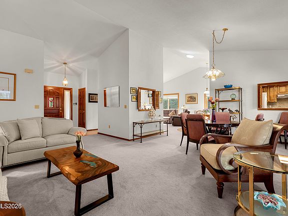 5th image of 6383 Meadow Crest Cir