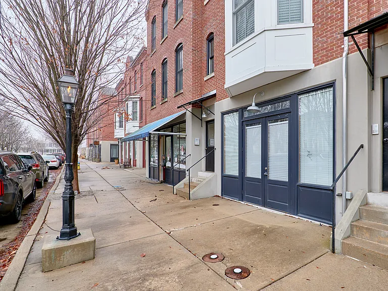 3323 Domain St #2 — Photo 2